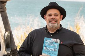 Rabbi-Jason-Sobel-and-book.jpg